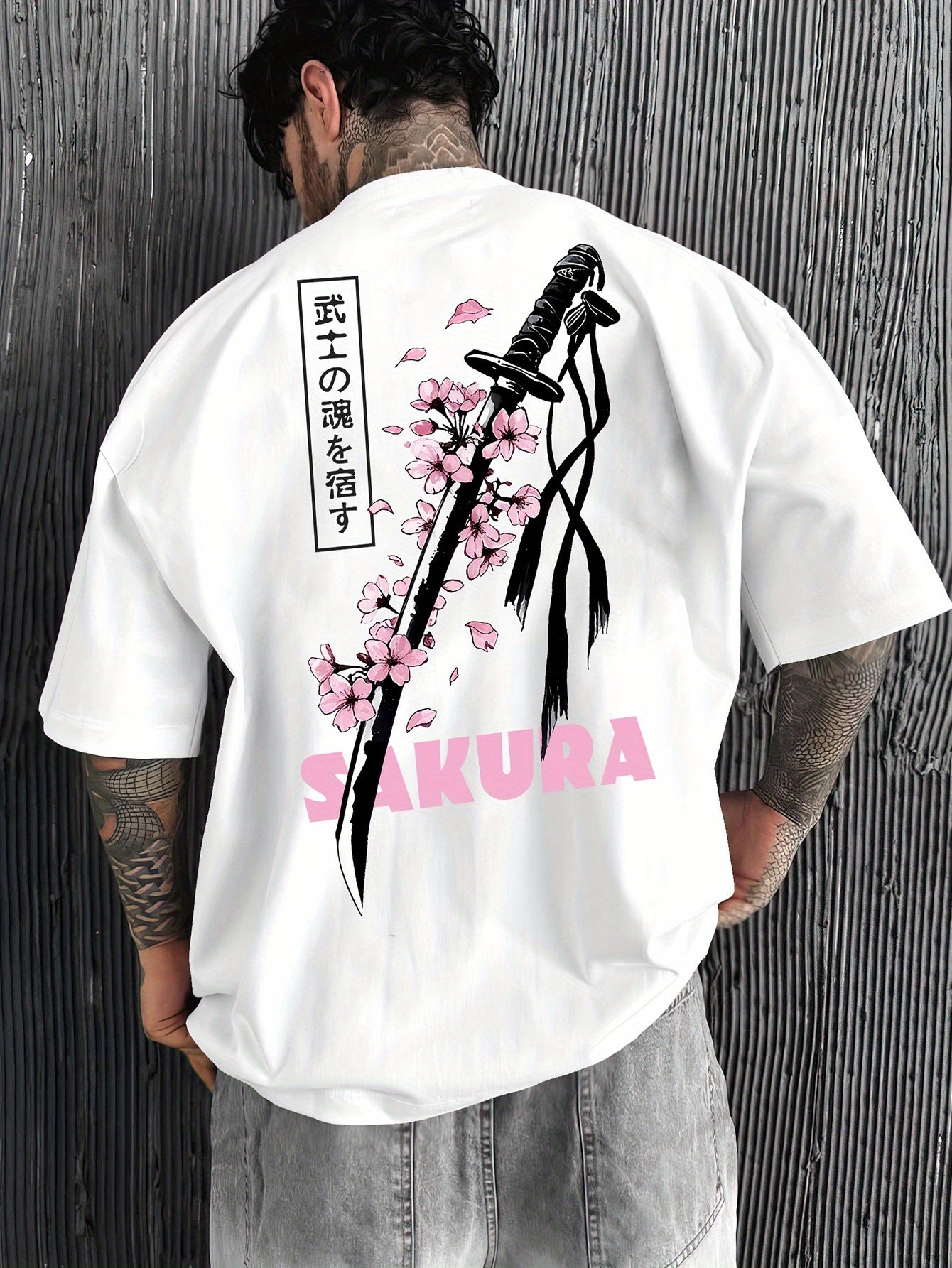 Men’s Casual Japanese Katana & Cherry Blossom Graphic Tee – Loose Fit Summer Fashion