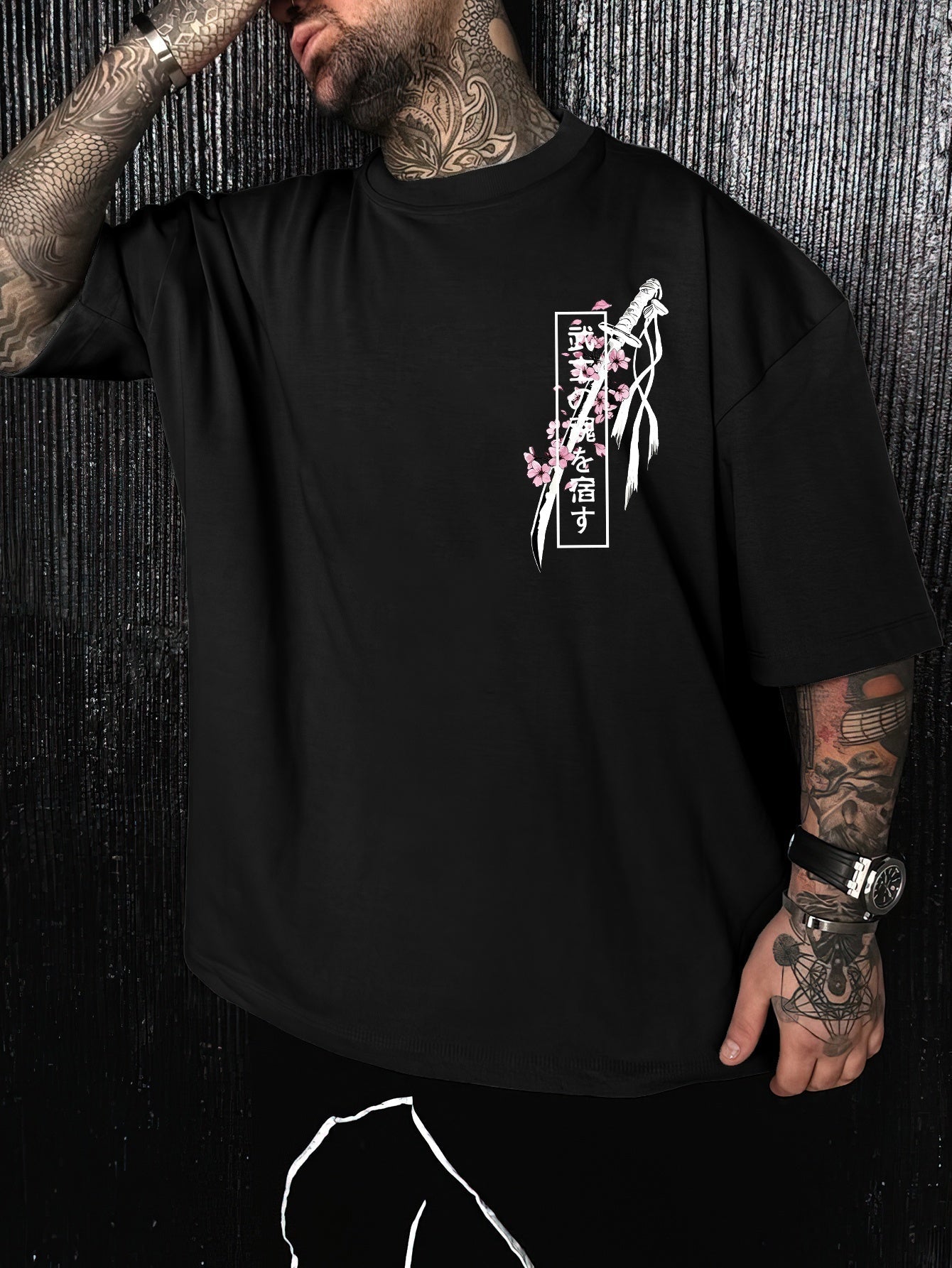 Men’s Casual Japanese Katana & Cherry Blossom Graphic Tee – Loose Fit Summer Fashion
