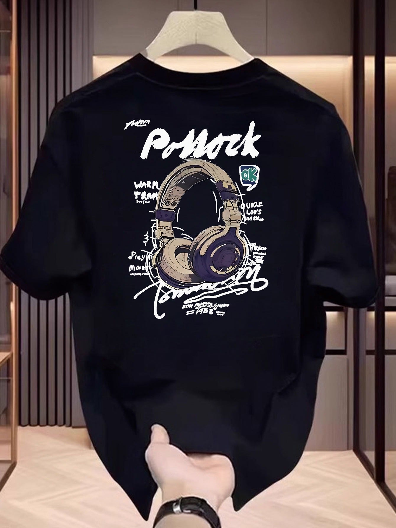 Men'S Cotton Short Sleeve T-Shirt with Headphones Graphic Print- Street Art Graffiti Music Design, Regular Fit Round Neck Summer Casual Tee for Commuting& Casual Attire, Streetwear Fashion, Urban Streetwear, Breathable Fabric