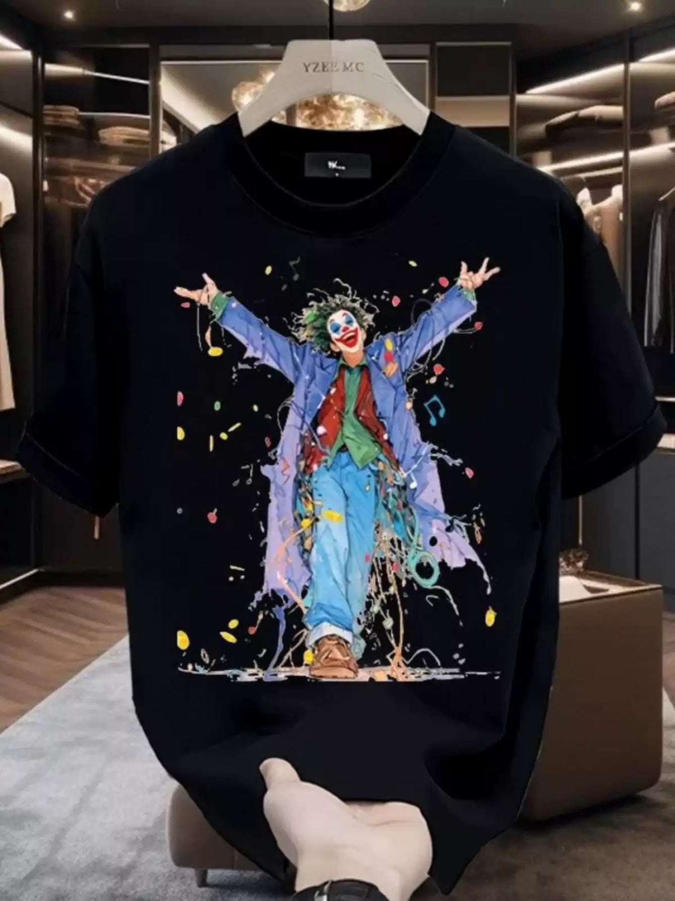 2025 White Graphic Print Tee – Vibrant Artwork, Casual Comfort