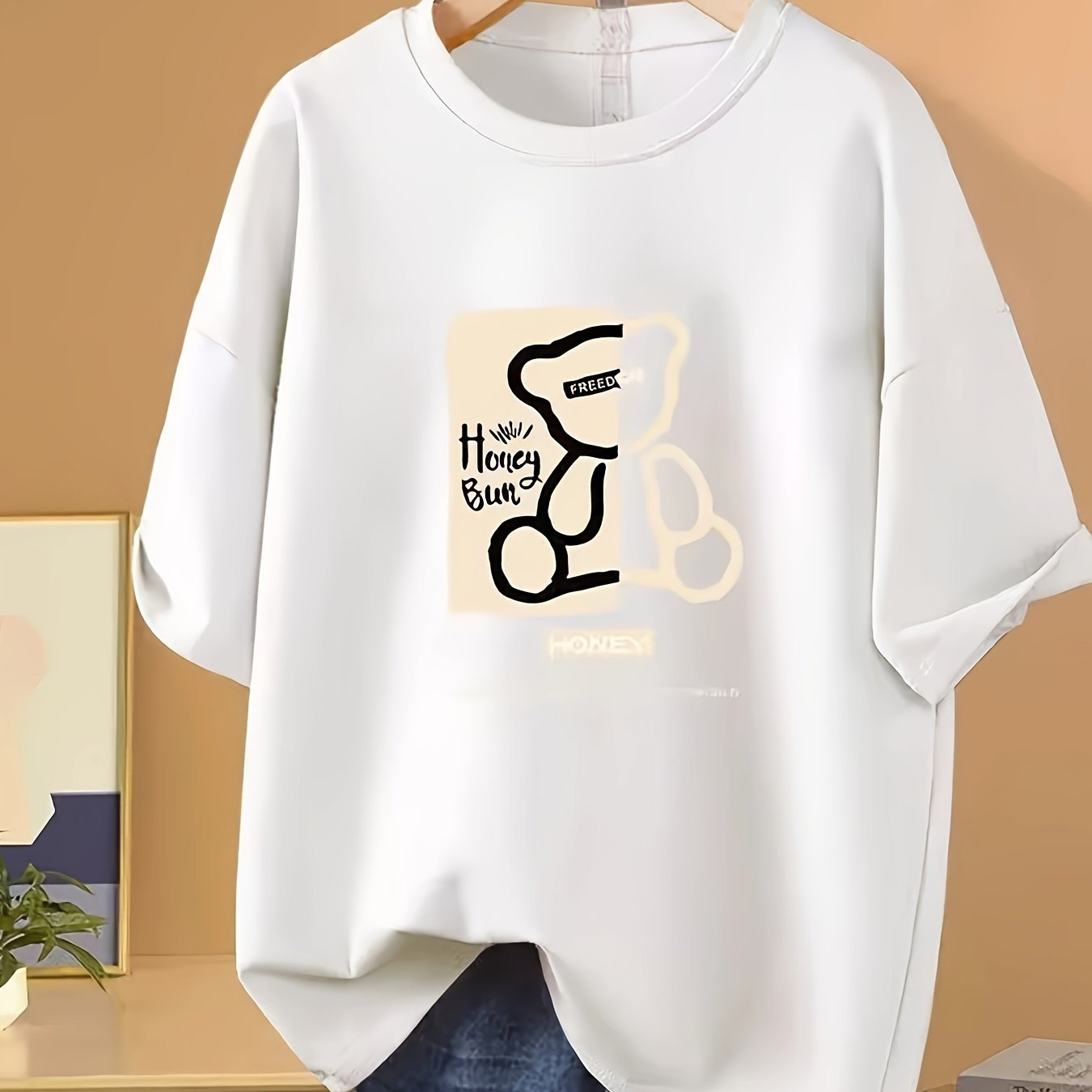 Women's & Teens' Cute Bear Graphic T-Shirt – Playful Honey Bear Print